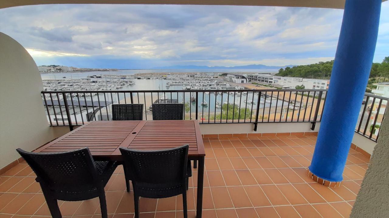 Apartaments Club Nautic L' Escala Exterior foto